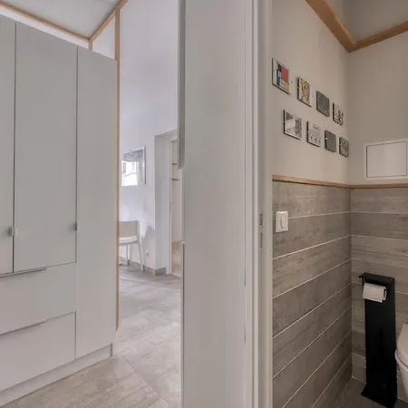 Charming Two-room With Terrace In Saint-germain-des-prés Appartamento